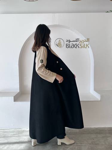 عباية سارة