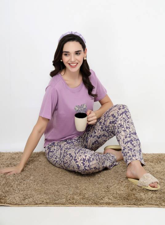 Leaf Print Pajamas: Unmatched Elegance and Comfort!