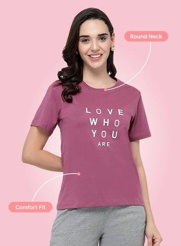 LOVE WHO YOU ARE PRINTED ROUND NECK  T-SHIRT