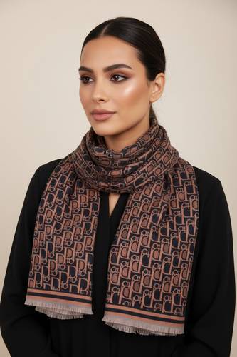 وشاح نسائي