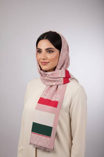 وشاح نسائي
