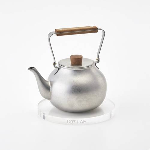 إبريق ميازاكي | 700 مل | ستانلس ستيل بمقبض خشبي