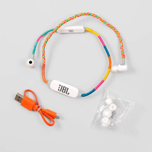 سماعات بلوتوث من JBL و Happy-ness(-2-)