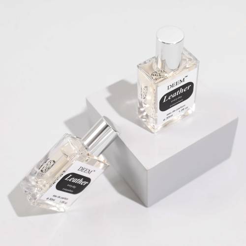 عطر Leather من DEEM