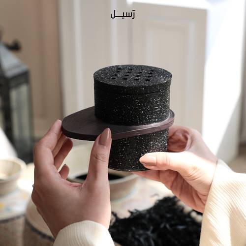مبخرة حجرية بمسكة&nbsp;-أسود