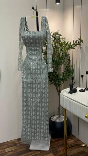 فستان سهره بفصوص براقه
