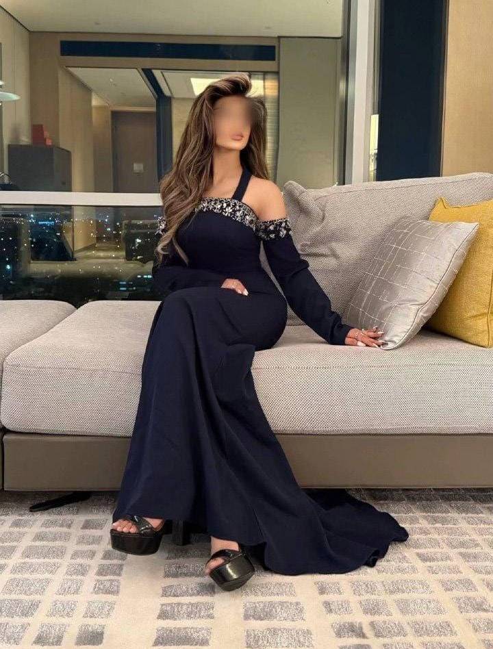 فستان سهره بتطريز الصدر فخم