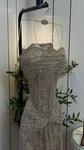 فستان سهره بكسرات 