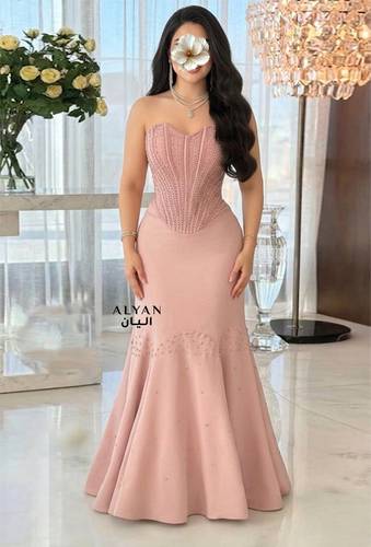 فستان كورسيه بتطريز