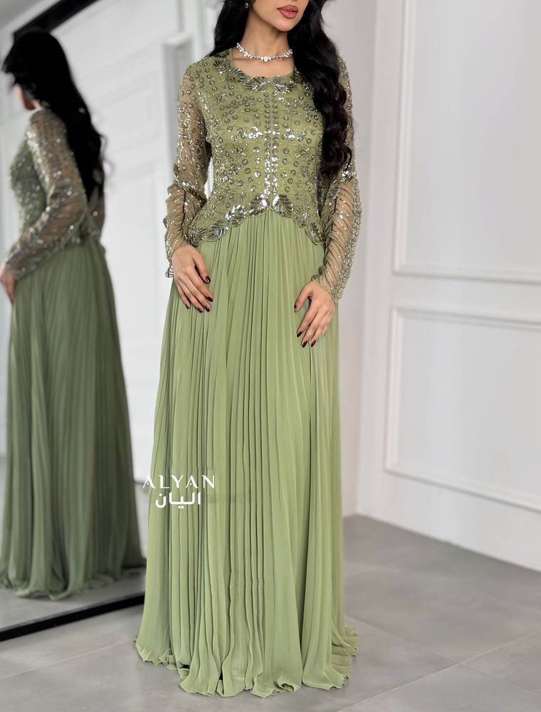 فستان سهره ملكي بكسرات