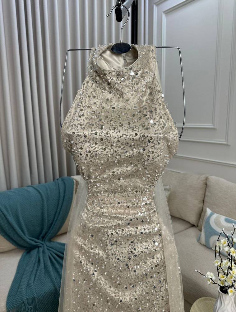 فستان سهره بتطريز فخم 