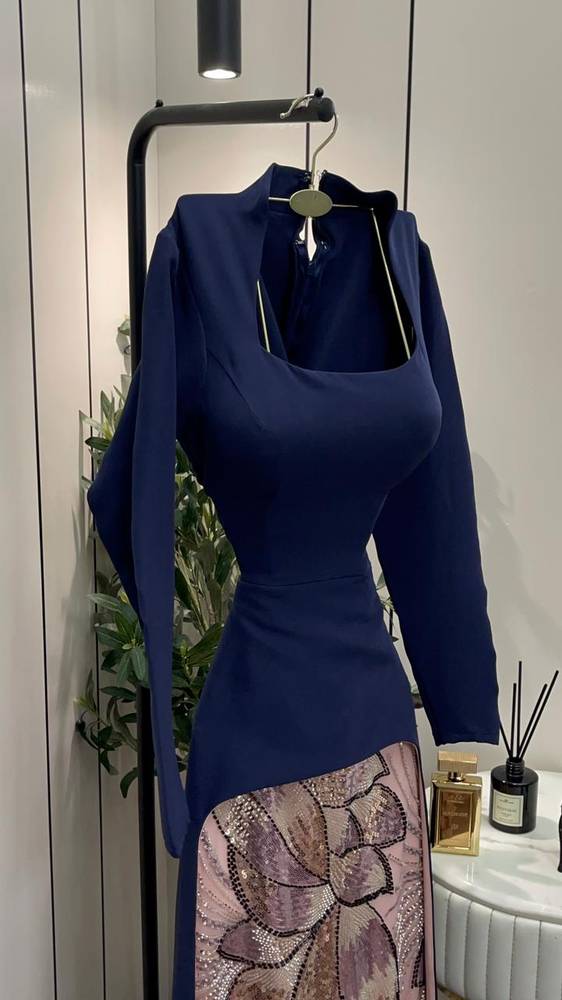 فستان سهره مخصر لاطلاله مميزه 