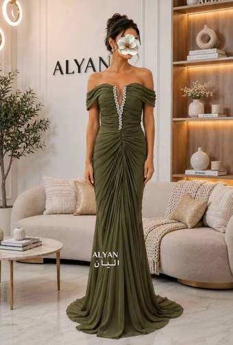فستان سهرة باكسسوار