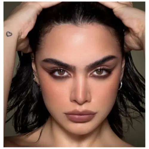 أنستازيا عدسات لاصقة تجميلية ملونة – عرض 1+1 مجاناً