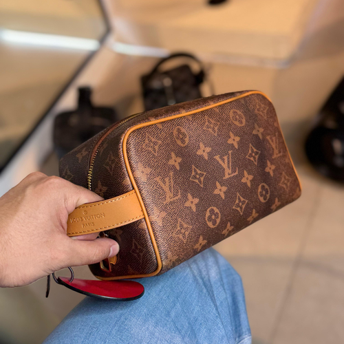 لوي فيتون  Wash Bag 
