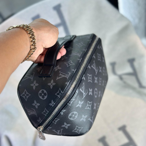 لوي فيتون Toiletry Bag