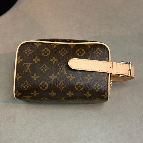 لوي فيتون مونوغرام Wash Bag