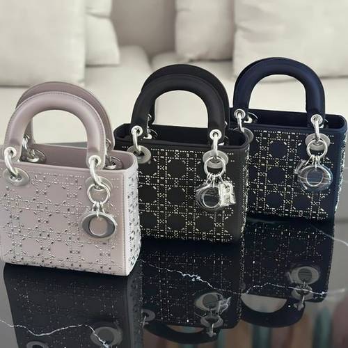 شنطة ليدي ديور ميني Satin Strass