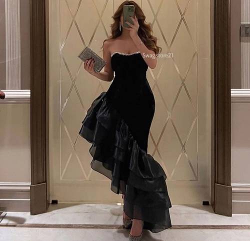 فستان  اسود طبقات