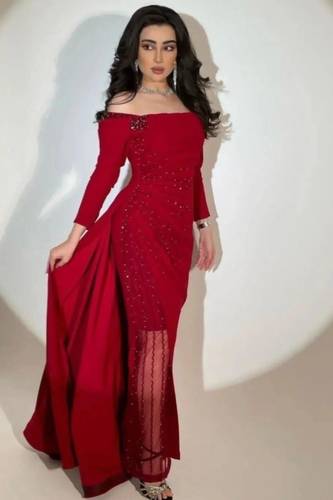 فستان احمر ناعم ماسك علجسم