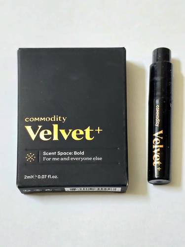 عينة عطر Velvet + Commodity للجنسين - 2مل