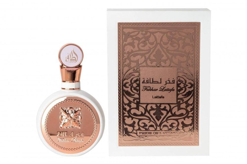 عطر فخر لطافة النسائي أو دي بارفيوم 100 مل