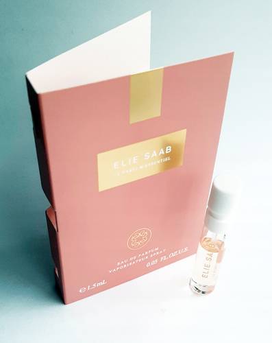 عينة عطر ايلي صعب لو بارفيوم اسينتيال-1.5مل