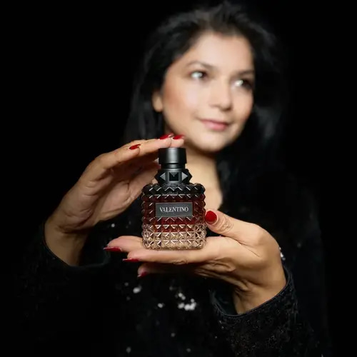 عطر فالنتينو دونا بورن ان روما النسائي انتنس او دو بارفيوم-100مل
