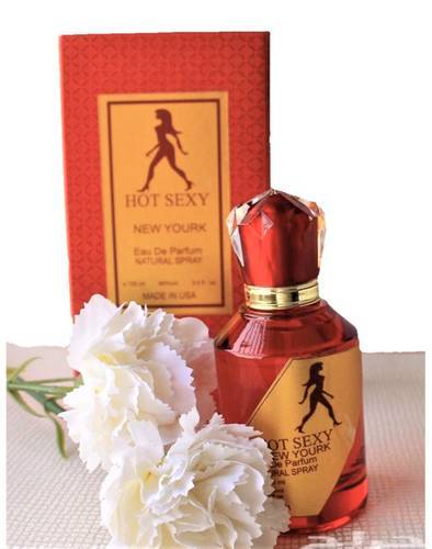 عطر الفرمون النسائي الشهير هوت سكسي - 100مل 