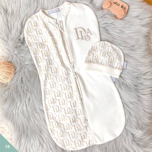 كيس نوم للرضع مع قبعه Babydola