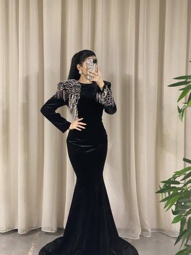 فستان مخمل طويل - أسود