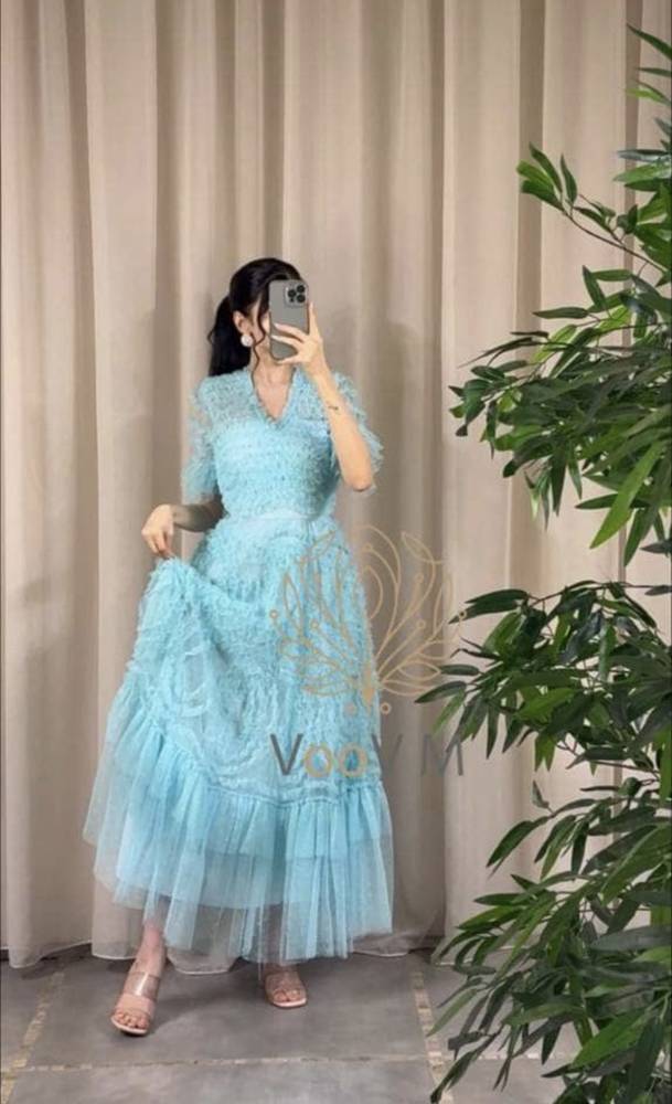 فستان سهره بطبقات تول  طويل فخم