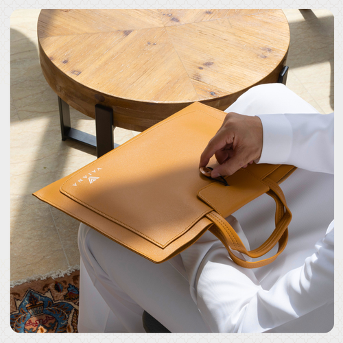 VAIANA MEETING -Camel Color