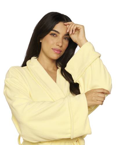  المجموعة الفاخرة (طقمين مناشف و 2 روب استحمام اصفر فاتح) 