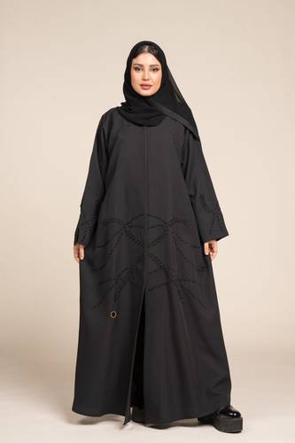 عباية كلاسيك بتطريز