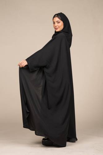 عباية فراشة كريب سادة