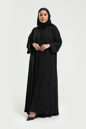 عباية كريب مسائية بخرز لامع