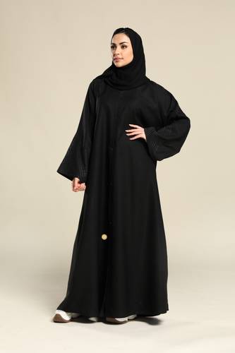 عباية عملية كتان مطرزة بالزري