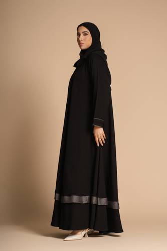 عباية كلوش مع تدخيلة جاكار
