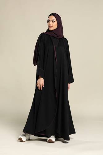 عباية صالونة بقيطان عنابي