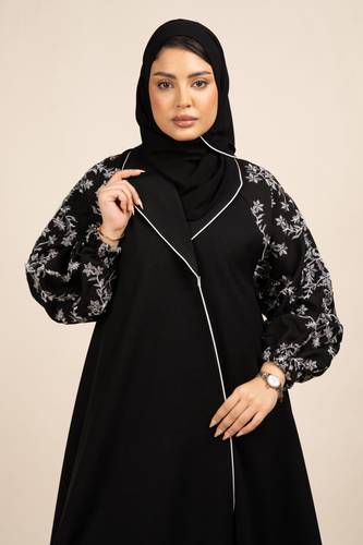 عباية بتطريز ورد