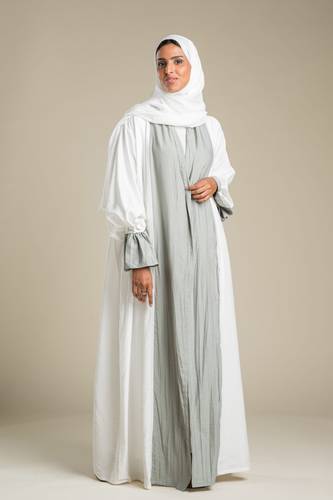 عبايه لينن لف بيضاء