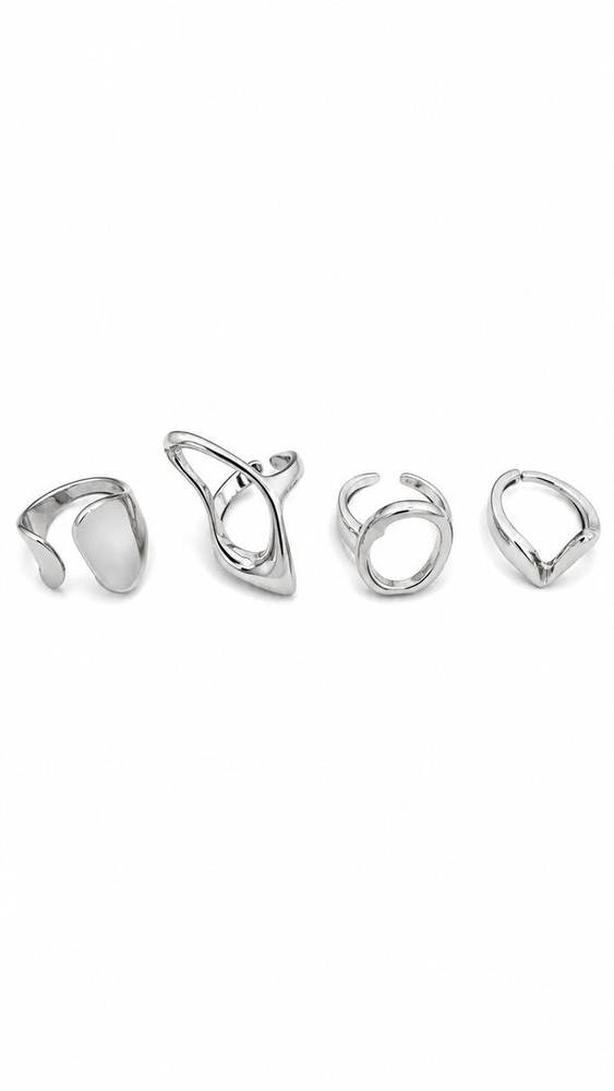 طقم خواتم SILVER FORMS – تصميم فضي متنوع