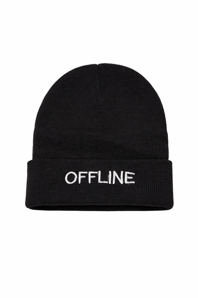 قبعة شتوية سوداء بتطريز OFFLINE