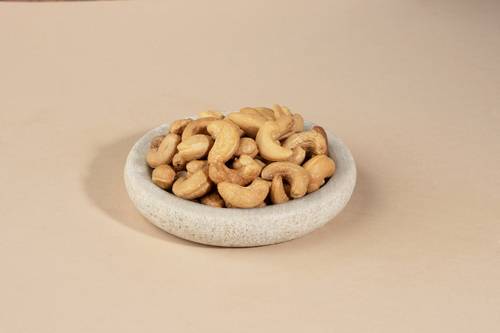كاجو محمص مملح