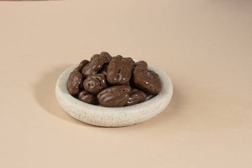 شوكولاتة جوز بيكان حليب