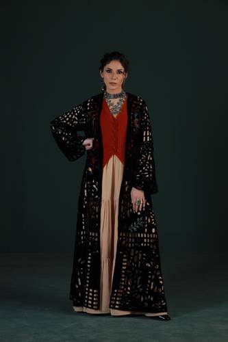 جلابية مخمل 3 قطع مخرم