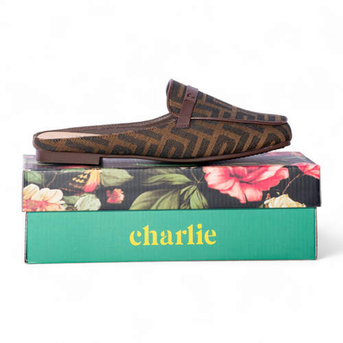  LADY Shoes Charlie Brown 2