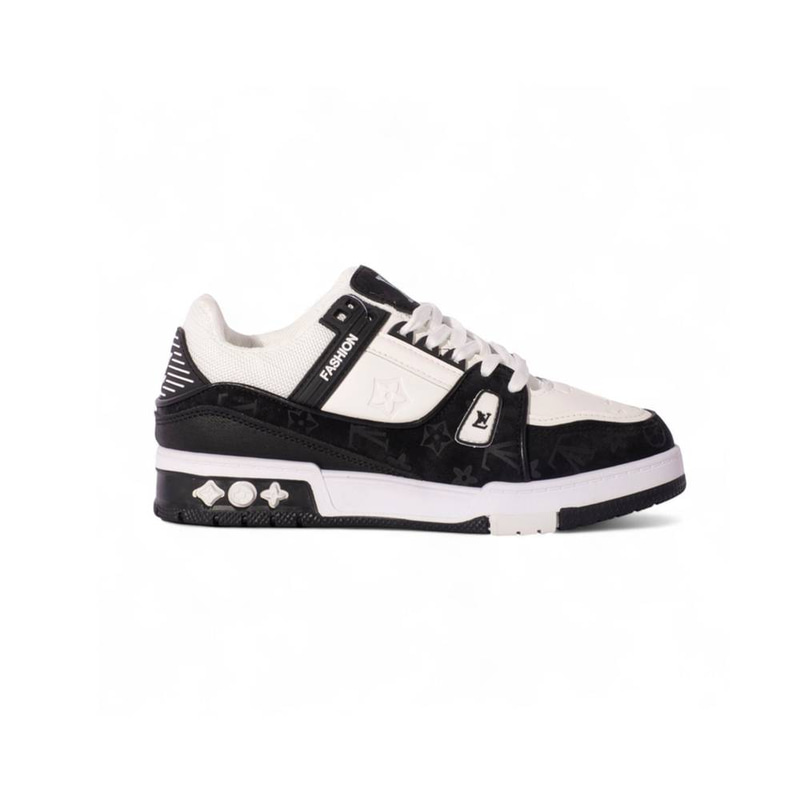LW Black  Snesker