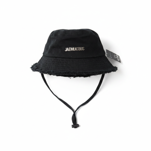  كاب بحري Jacquemus